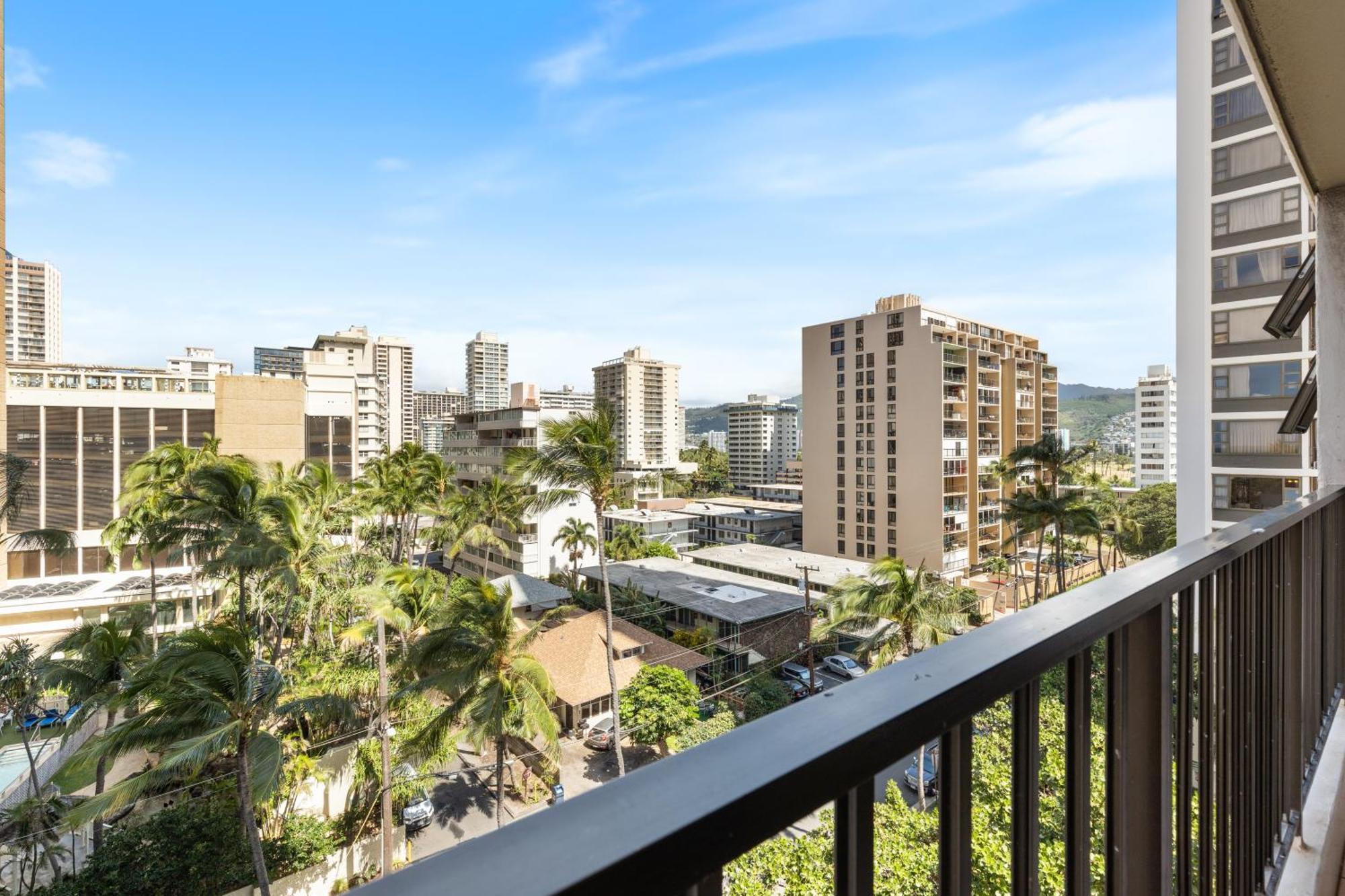 Light & Airy 8Th Floor Ocean View Condo With Lanai Condo Honolulu Exterior photo